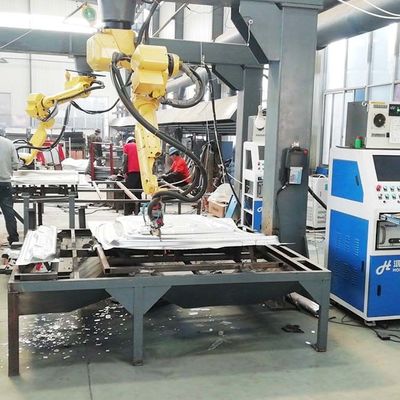 Machine de découpe laser 3D utilisée pour couper les bords et les trous de différentes pièces de tôle et pièces de revêtement